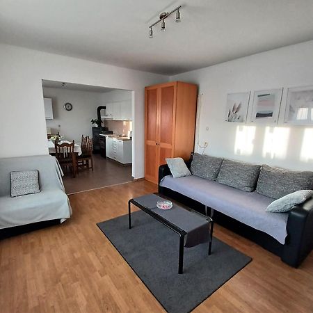 Apartmani Nada Senj  Luaran gambar